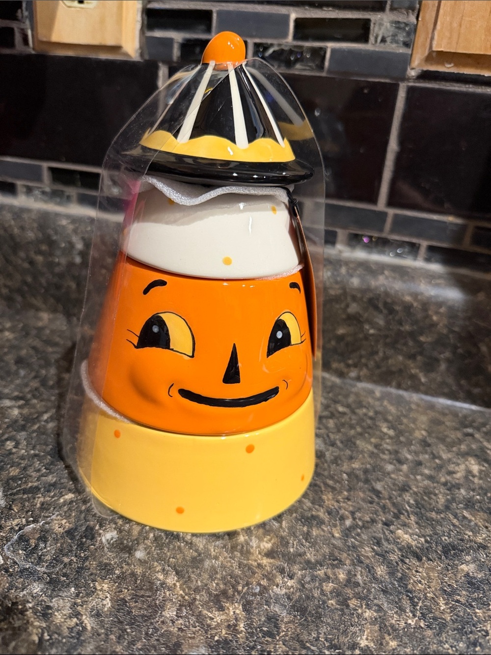 Candy corn stacker